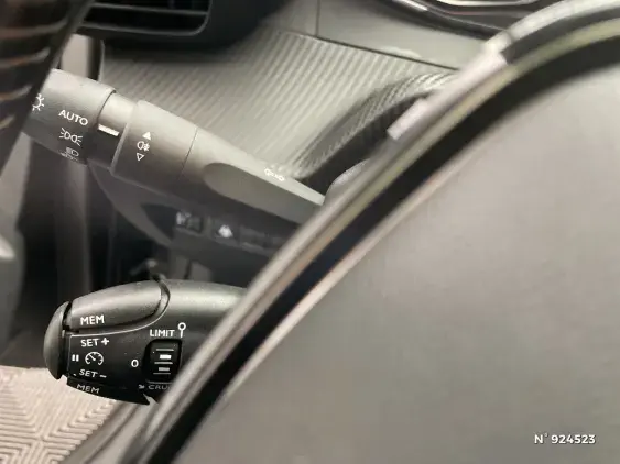 PEUGEOT 208 BUSINESS R II - voiture d'occasion - Photo 31