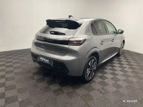 PEUGEOT 208 II - voiture d'occasion - Photo 4