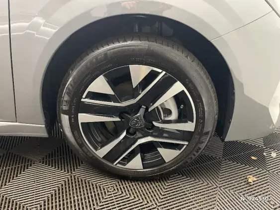 PEUGEOT 208 II - voiture d'occasion - Photo 8