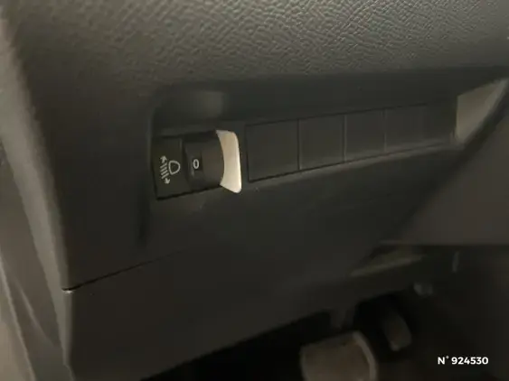 PEUGEOT 208 II - voiture d'occasion - Photo 15