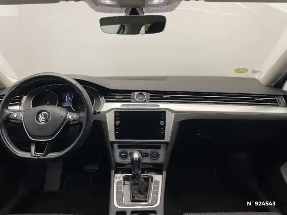 VOLKSWAGEN PASSAT VIII - voiture d'occasion - Photo 9
