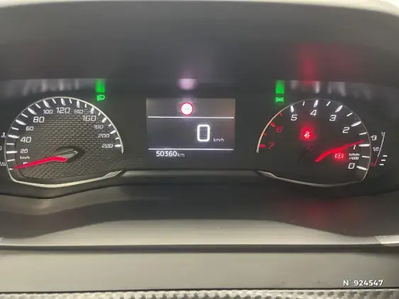 PEUGEOT 2008 II - voiture d'occasion - Photo 12