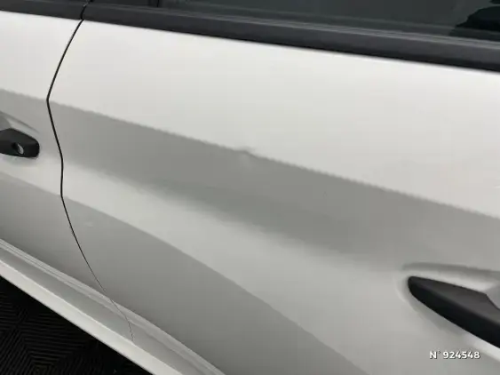 PEUGEOT 208 II - voiture d'occasion - Photo 24