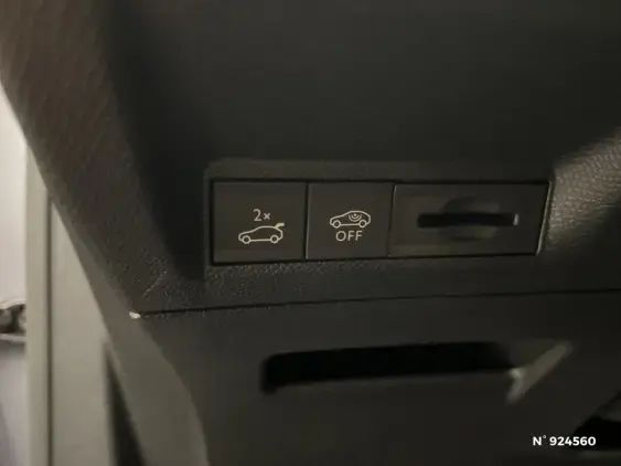 PEUGEOT 5008 ELECTRIQUE III - voiture d'occasion - Photo 15