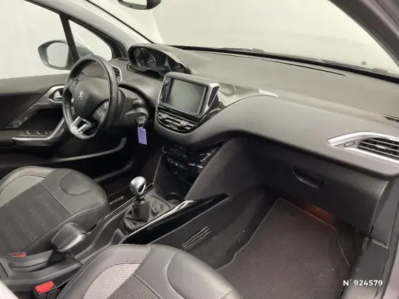 PEUGEOT 2008 - voiture d'occasion - Photo 10