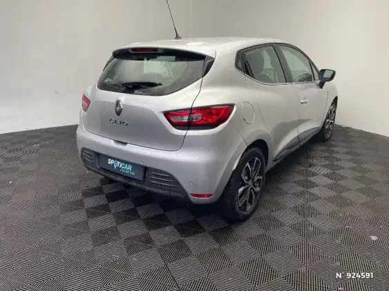 RENAULT CLIO IV - voiture d'occasion - Photo 4