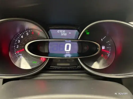 RENAULT CLIO IV - voiture d'occasion - Photo 12