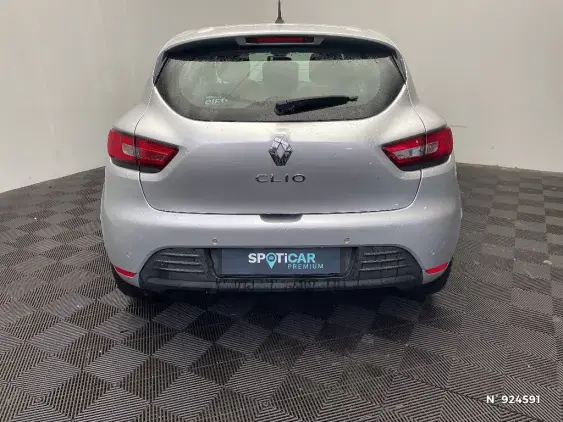 RENAULT CLIO IV - voiture d'occasion - Photo 6