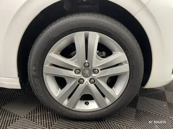 PEUGEOT 208 - voiture d'occasion - Photo 8