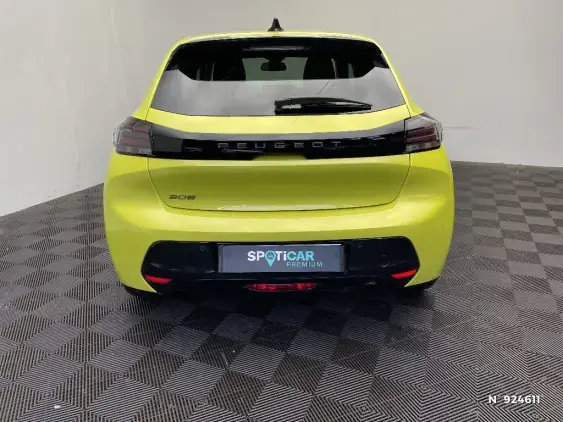 PEUGEOT 208 II - voiture d'occasion - Photo 6