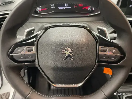 PEUGEOT 208 BUSINESS R II - voiture d'occasion - Photo 28