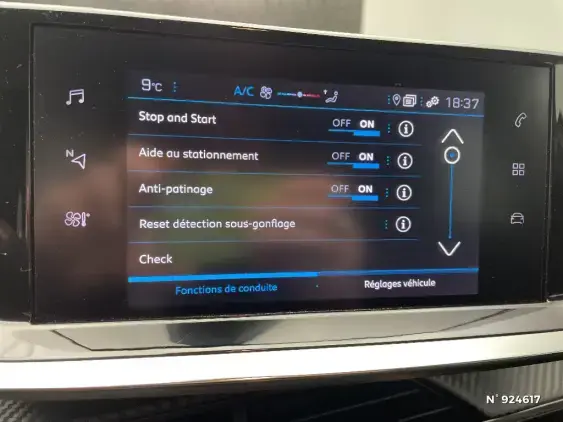 PEUGEOT 208 BUSINESS R II - voiture d'occasion - Photo 34