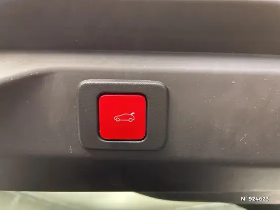 PEUGEOT 3008 III - voiture d'occasion - Photo 26