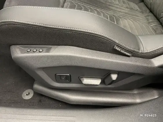 PEUGEOT 3008 III - voiture d'occasion - Photo 28