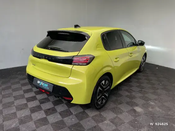 PEUGEOT 208 II - voiture d'occasion - Photo 4