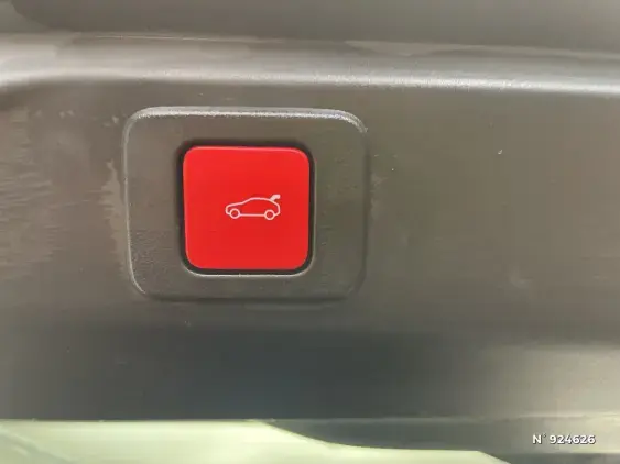 PEUGEOT 3008 III - voiture d'occasion - Photo 26