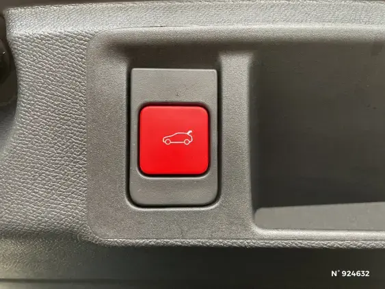 PEUGEOT 308 III - voiture d'occasion - Photo 26