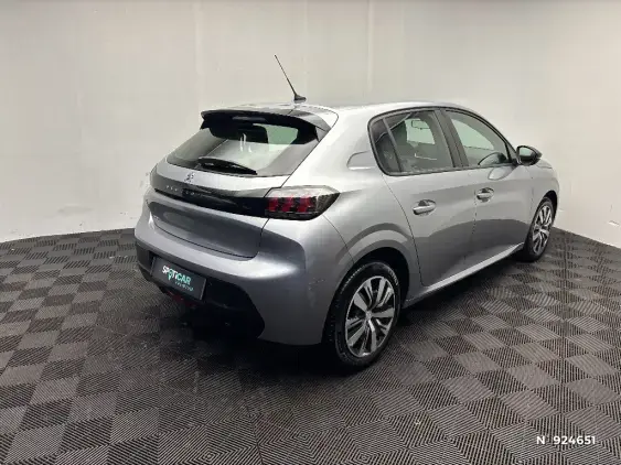 PEUGEOT 208 BUSINESS R II - voiture d'occasion - Photo 4