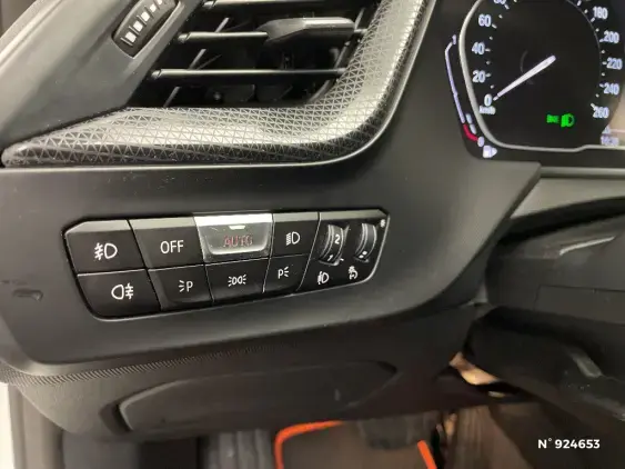 BMW SERIE 1 F40 - voiture d'occasion - Photo 15