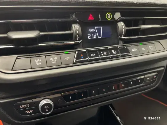 BMW SERIE 1 F40 - voiture d'occasion - Photo 27