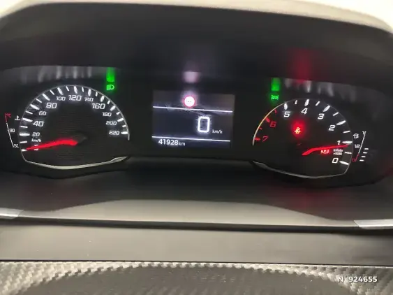 PEUGEOT 208 BUSINESS R II - voiture d'occasion - Photo 12