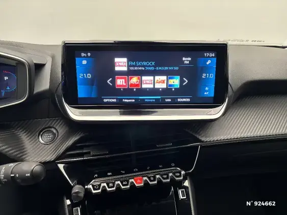 PEUGEOT 2008 II - voiture d'occasion - Photo 13