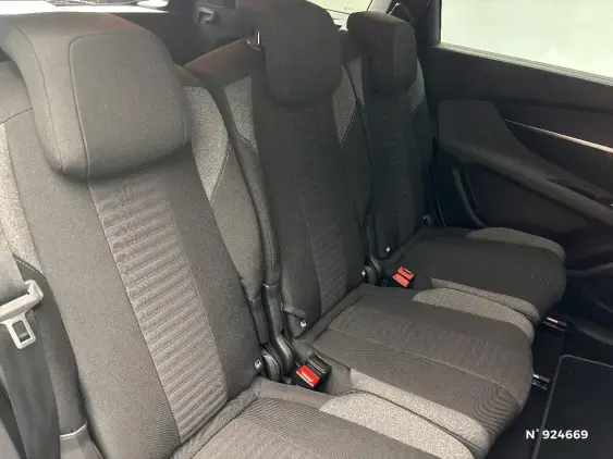 PEUGEOT 5008 II - voiture d'occasion - Photo 11