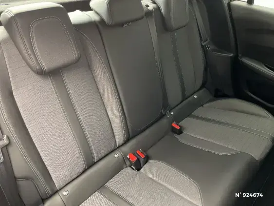 PEUGEOT 208 BUSINESS R II - voiture d'occasion - Photo 11