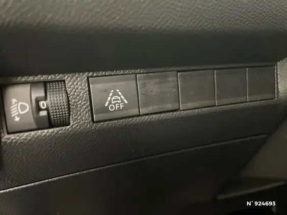 PEUGEOT 208 ELECTRIQUE II - voiture d'occasion - Photo 15