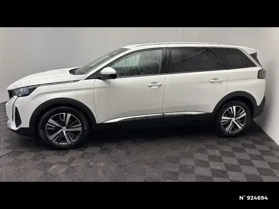 PEUGEOT 5008 II - voiture d'occasion - Photo 2
