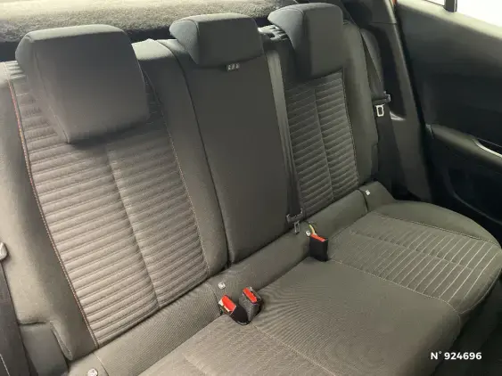 PEUGEOT 2008 II - voiture d'occasion - Photo 11