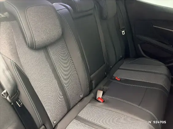 PEUGEOT 3008 II - voiture d'occasion - Photo 11
