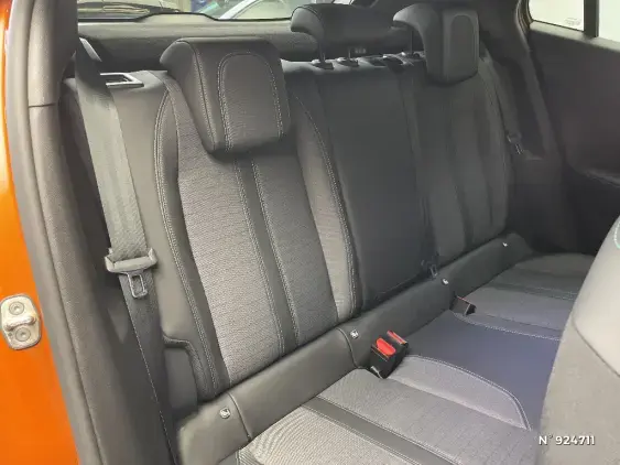 PEUGEOT 2008 II - voiture d'occasion - Photo 11