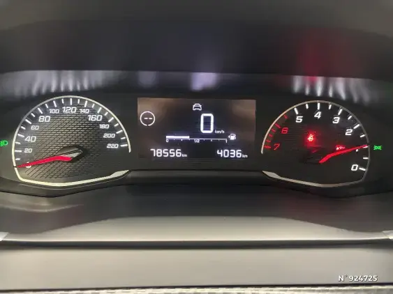 PEUGEOT 208 BUSINESS R II - voiture d'occasion - Photo 12