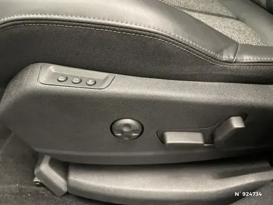 PEUGEOT 5008 II - voiture d'occasion - Photo 27