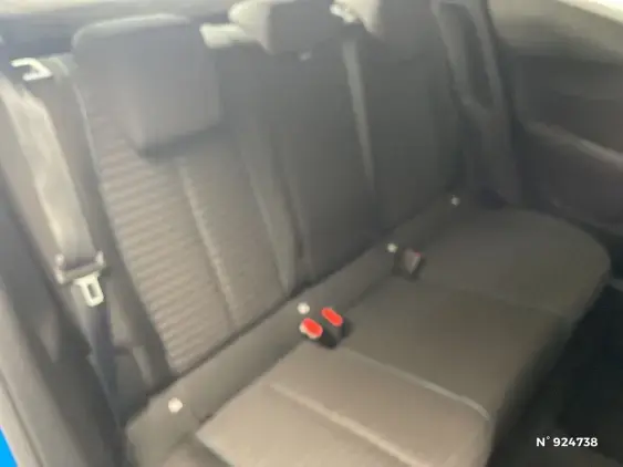 PEUGEOT 2008 II - voiture d'occasion - Photo 11