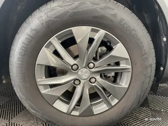 PEUGEOT 2008 II - voiture d'occasion - Photo 8