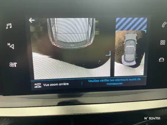 PEUGEOT 2008 II - voiture d'occasion - Photo 14