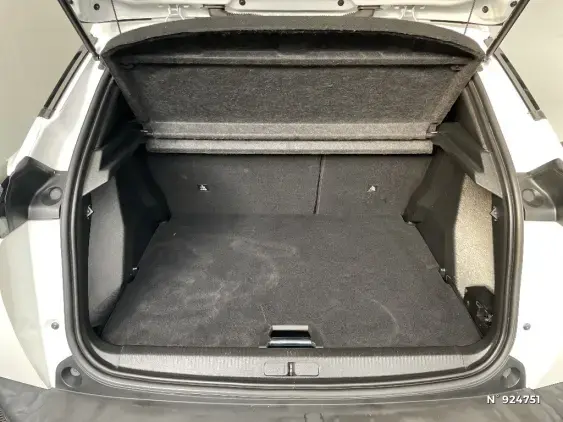 PEUGEOT 2008 II - voiture d'occasion - Photo 7