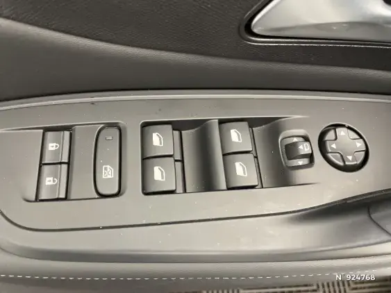 PEUGEOT 308 III - voiture d'occasion - Photo 26