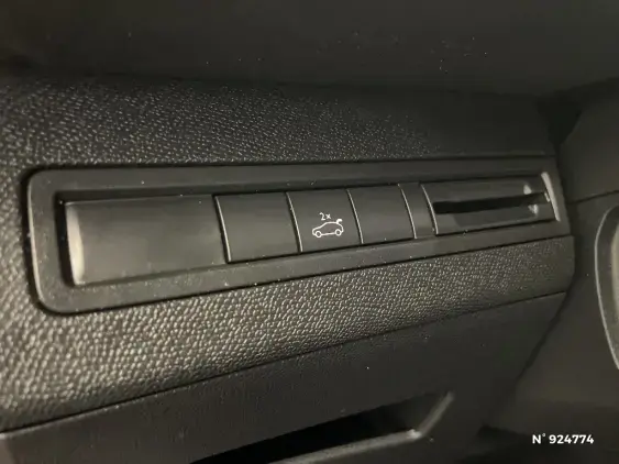 PEUGEOT 3008 II - voiture d'occasion - Photo 15