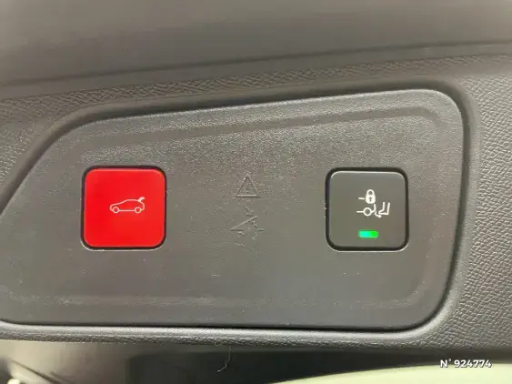 PEUGEOT 3008 II - voiture d'occasion - Photo 26