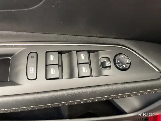 PEUGEOT 3008 II - voiture d'occasion - Photo 27