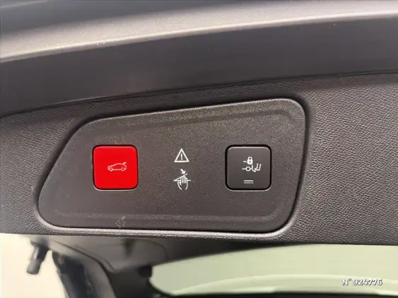 PEUGEOT 3008 II - voiture d'occasion - Photo 26