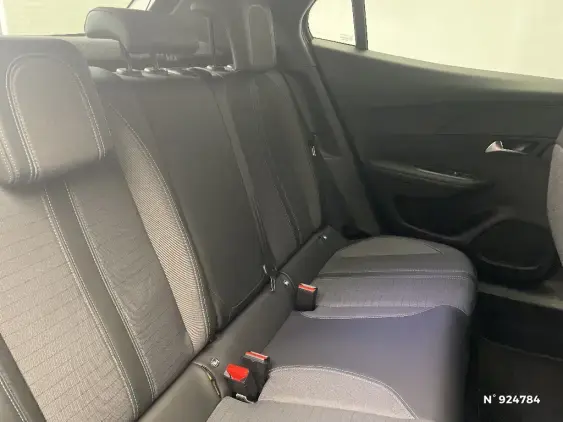 PEUGEOT 2008 II - voiture d'occasion - Photo 11