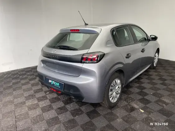 PEUGEOT 208 BUSINESS R II - voiture d'occasion - Photo 4