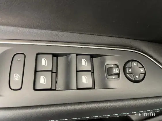 PEUGEOT 3008 II - voiture d'occasion - Photo 26