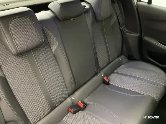 PEUGEOT 208 BUSINESS R II - voiture d'occasion - Photo 11