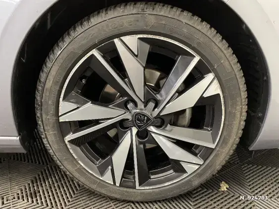 PEUGEOT 308 III - voiture d'occasion - Photo 8