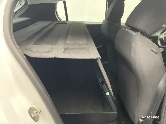 PEUGEOT 208 II - voiture d'occasion - Photo 11